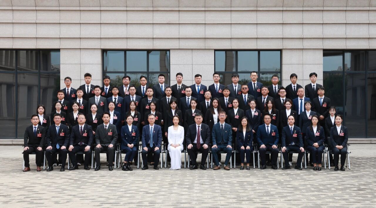 合影.JPG